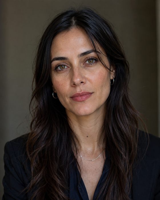 Retrato de Elena Vidal, personaje oficial de Quillzyra